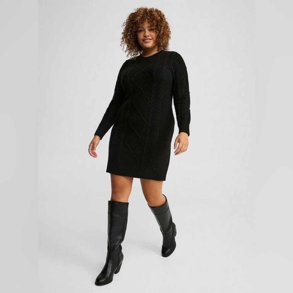 Torrid cable knit sweater dress with back neck bow, Size 2 or 2X